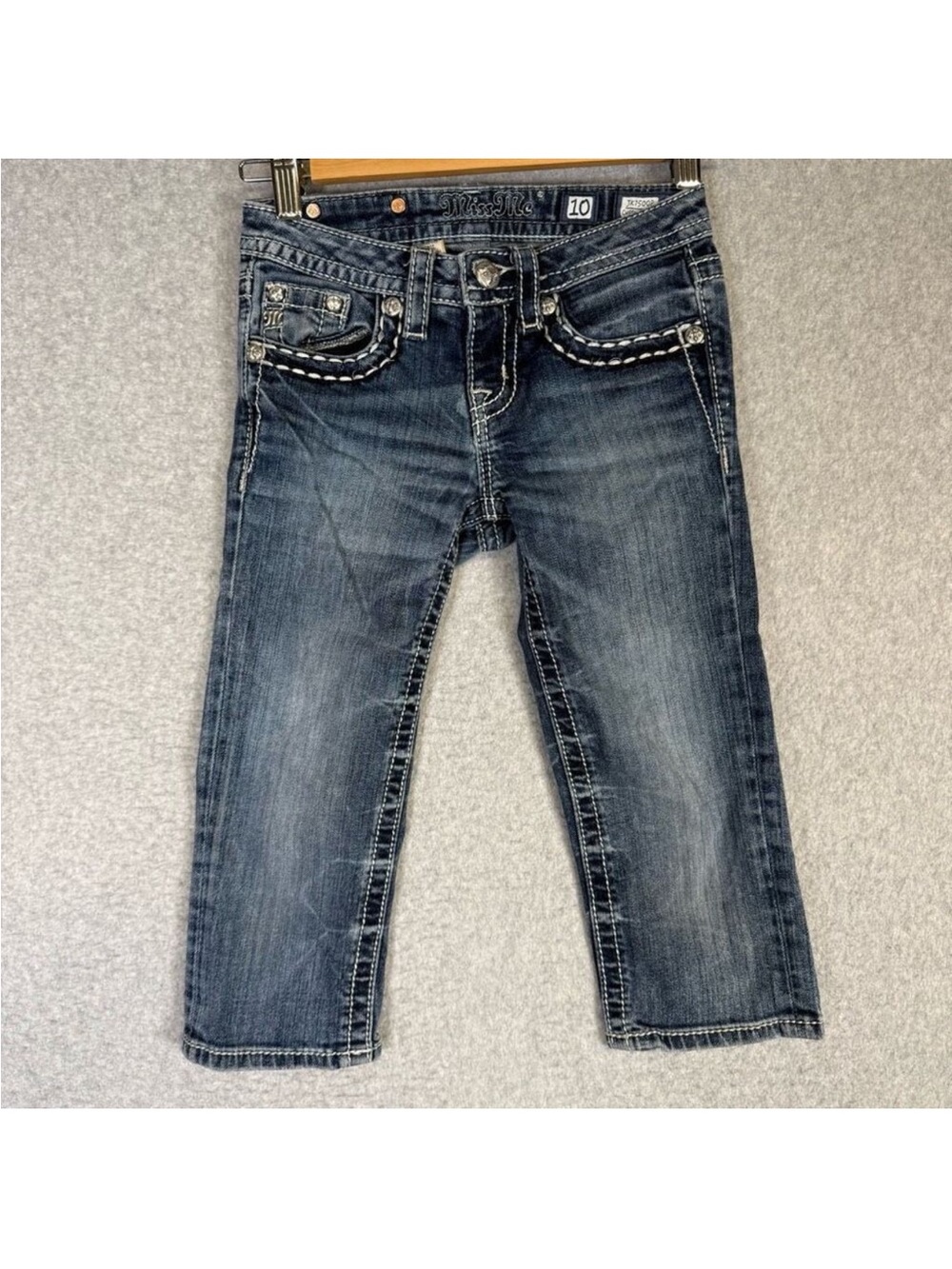Miss Me jeans girls size 10 capri, cropped pants, jeans with embroidered pockets